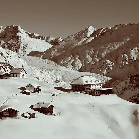 Hotel Belalp 호텔 벨랄프